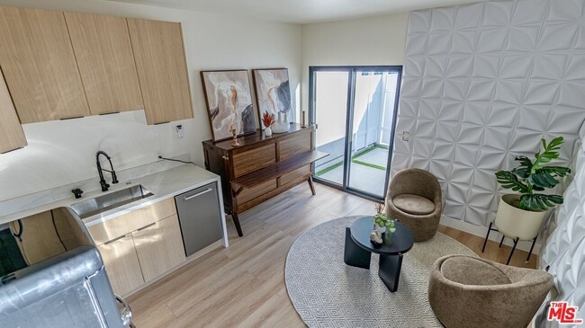 Building Photo - 22454 Dolorosa St