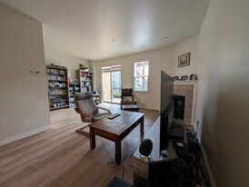 Building Photo - 9053 161st Ct NE