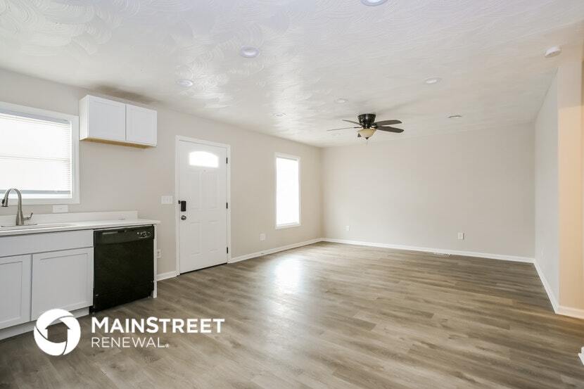 Building Photo - 241 Southard Dr