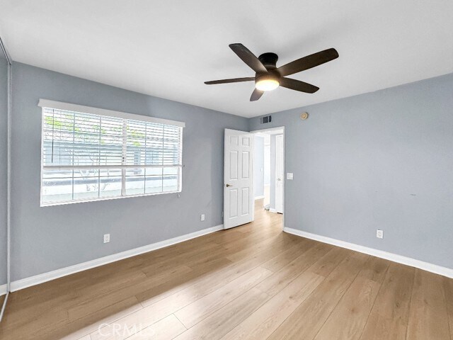 Building Photo - 5500 Owensmouth Ave