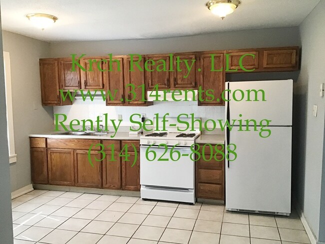 Building Photo - 70 Reasor Dr
