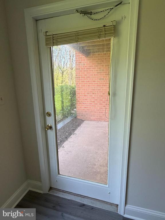 Building Photo - 8395 Buttress Ln