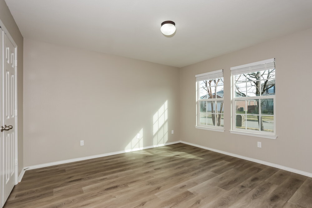 Building Photo - 10321 Fossil Valley Dr