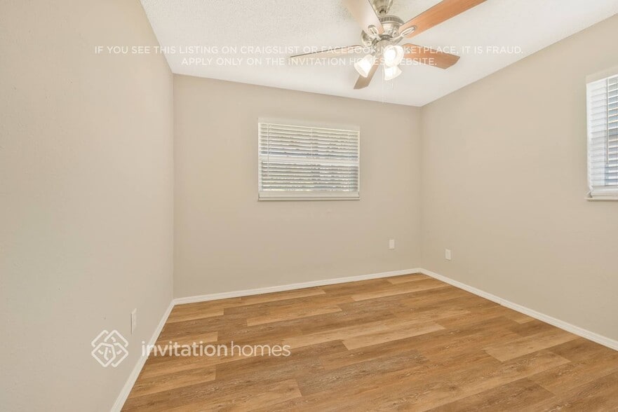 Building Photo - 4541 Weldon Pl