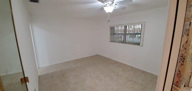 Building Photo - 5725 Fernley Dr E