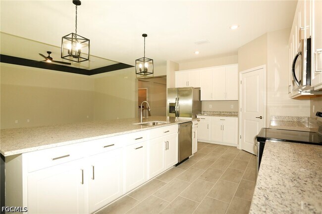 Building Photo - 11380 Canopy Loop