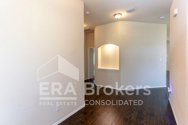 Building Photo - 1307 Stonewall Ridge