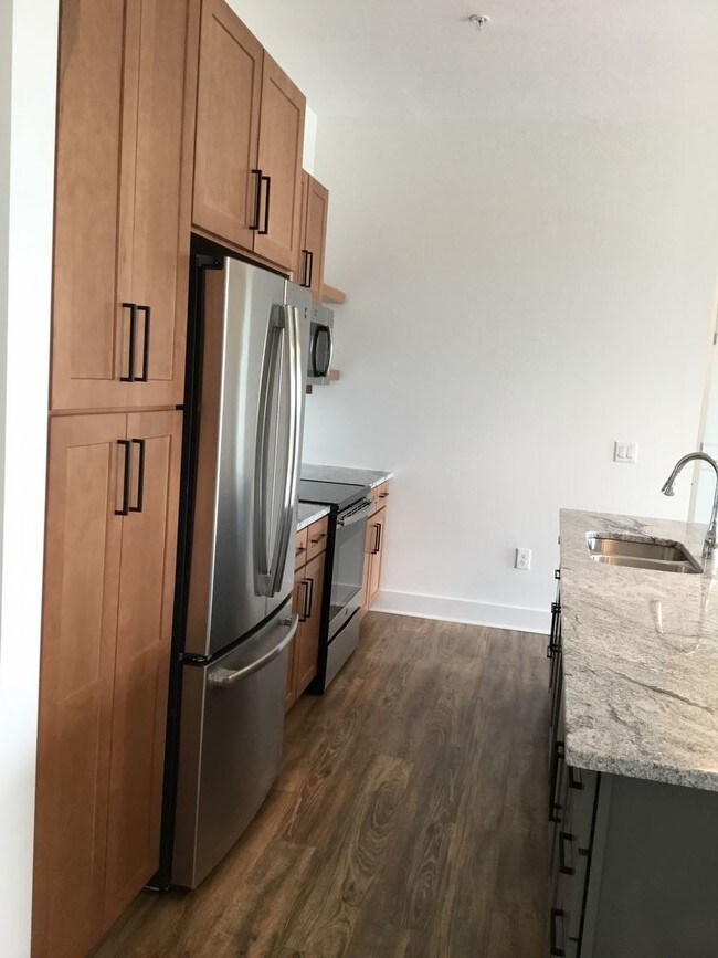 Building Photo - MV FLATS AT RIVERLIGHTS