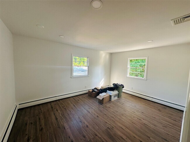 Building Photo - 3622 US-9