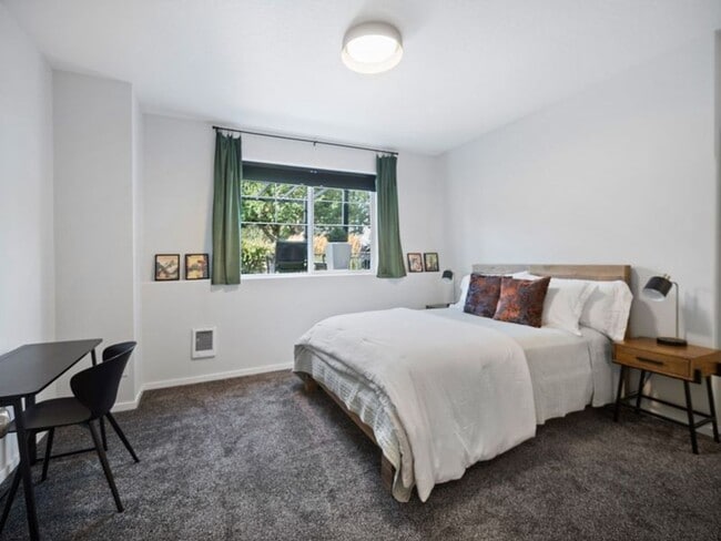 Building Photo - Desirable Kendall Yards Townhouse – Modern Living Near Downtown Spokane (Furnished)