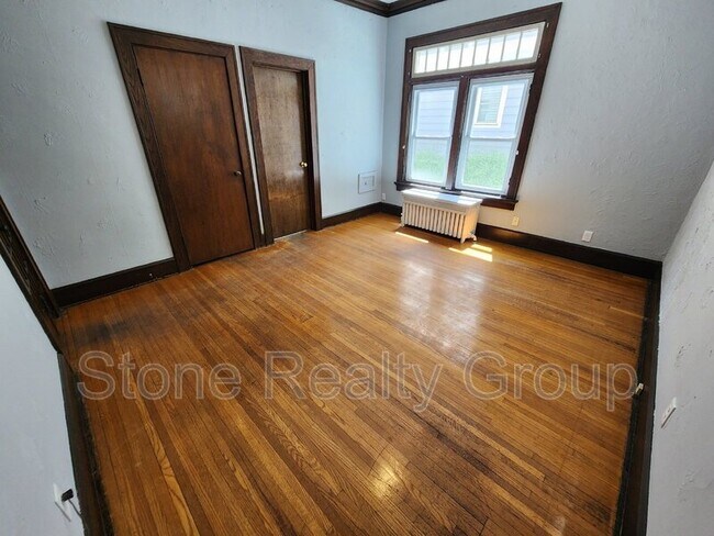 Building Photo - 2226 N 10th St