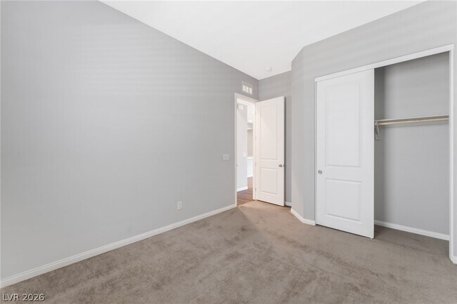Building Photo - 4748 N Calming Gdn St
