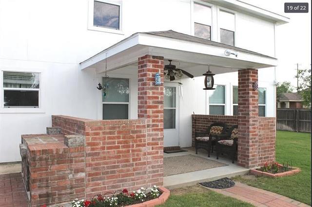 Building Photo - 9924 Pierce Dr