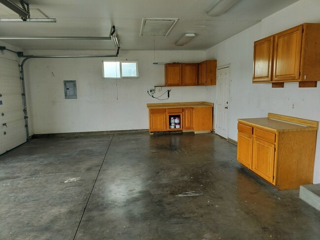 Building Photo - 1415 Chelsey Cir