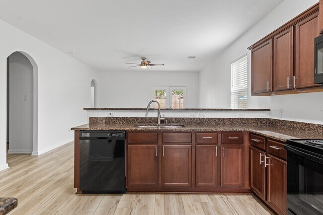Building Photo - 12059 Powderhorn Ln