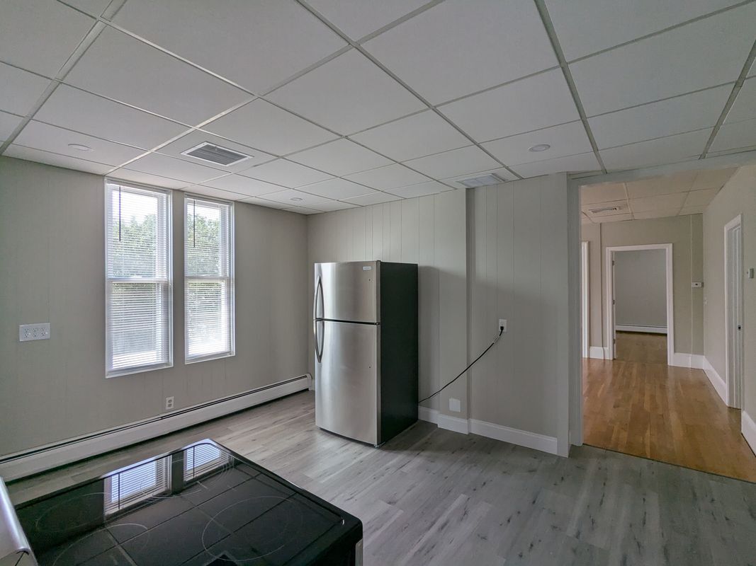 Building Photo - 684 Park Ave