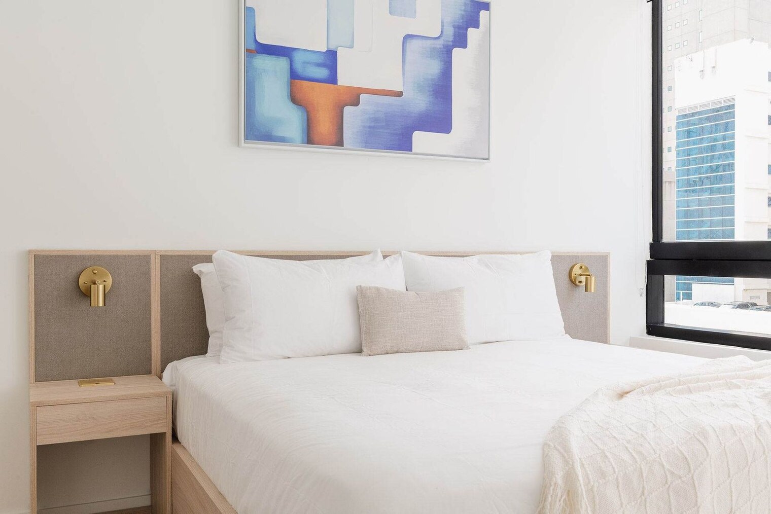 Building Photo - 225 N Miami Ave