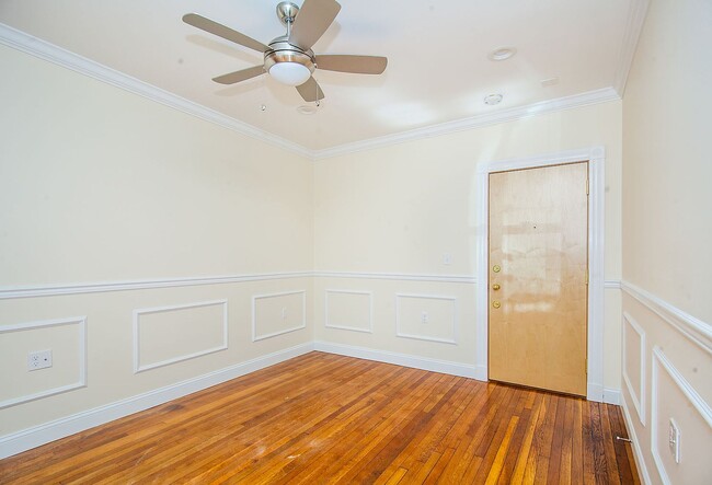 Building Photo - Cozy Allston 1 Bed