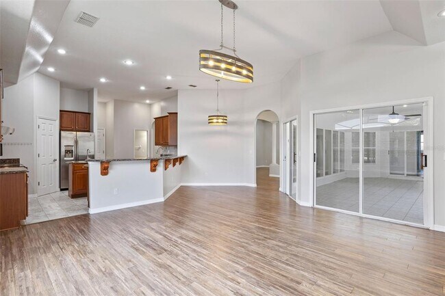 Building Photo - 2256 Kettle Dr