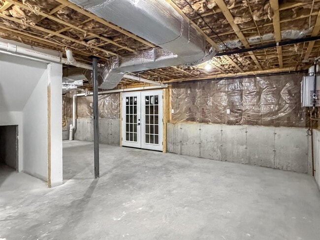 Building Photo - 38 Huckleberry Ln