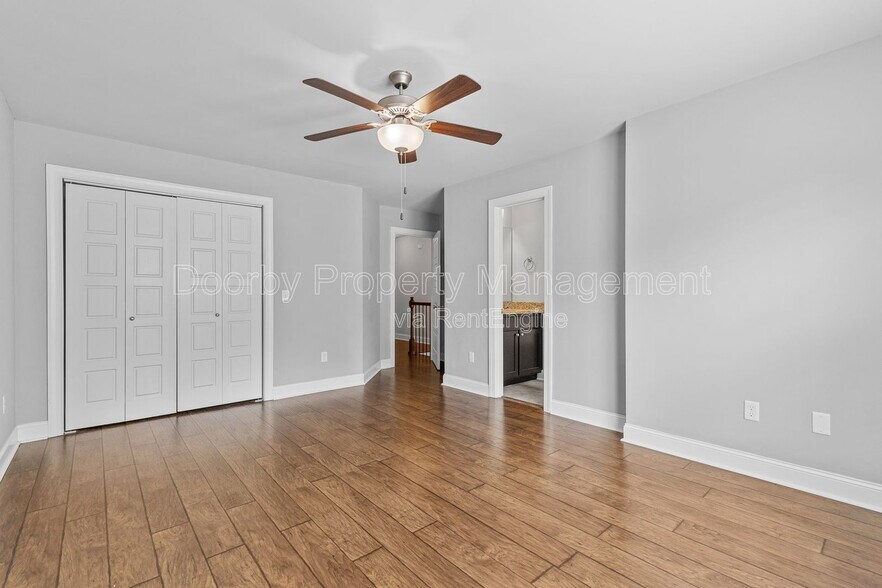 Building Photo - 723 Ladd Ave