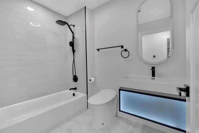 Building Photo - 5070 Alabama Rd