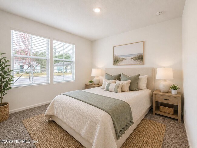 Building Photo - 350 Ardila Cir