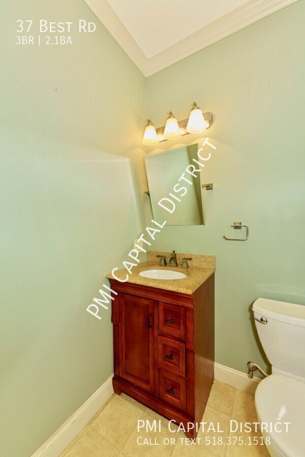 Building Photo - 37 Best Rd