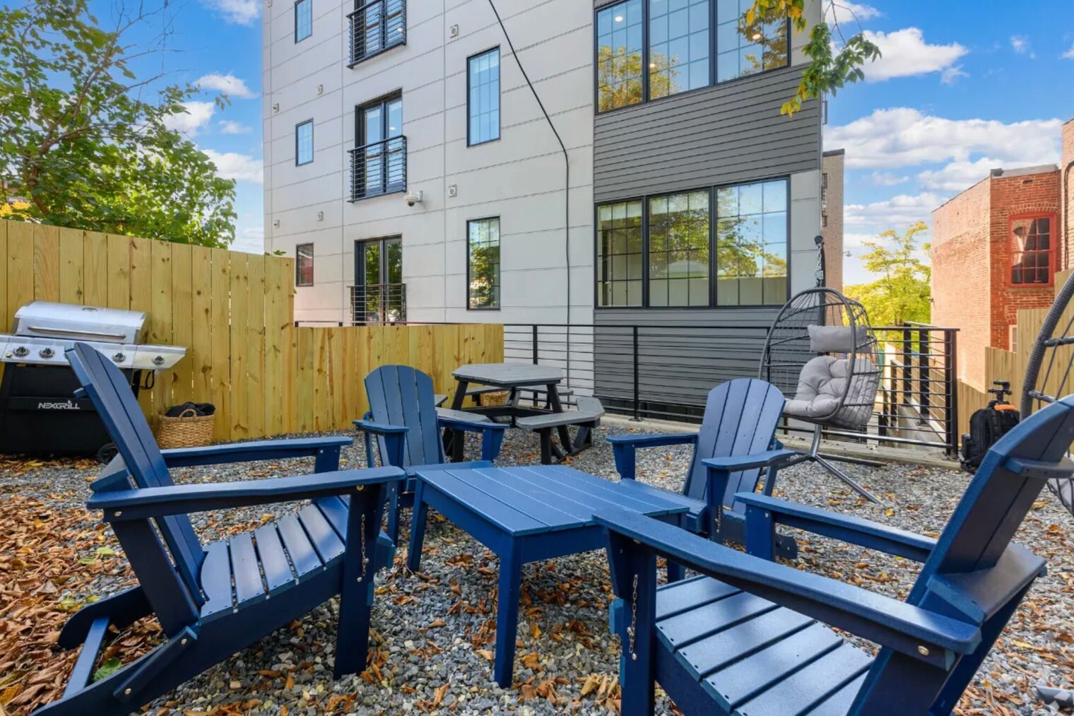 Building Photo - 716 L St SE