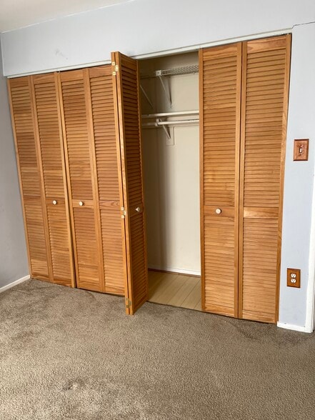 Building Photo - 4501 Romlon St