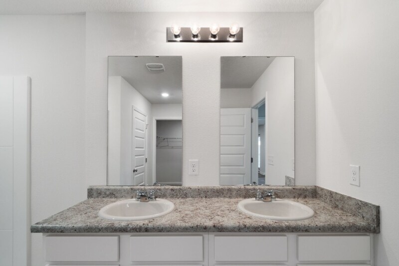 Building Photo - 10593 Queens Gate Cir
