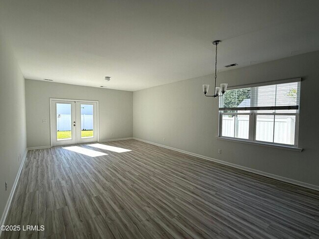 Building Photo - 1069 S Innovation Dr