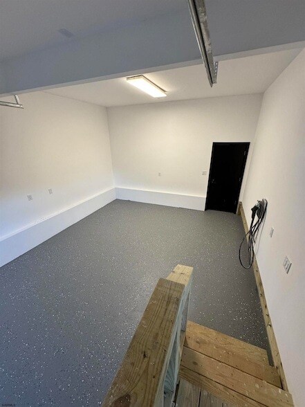 Building Photo - 1140 Parkside Ave.