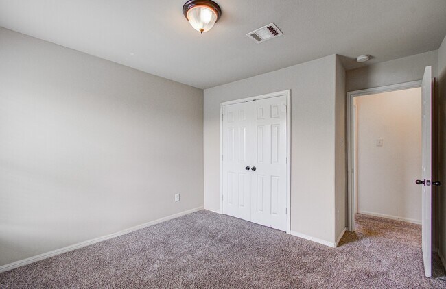 Building Photo - 23023 Black Mountain Ash Ct