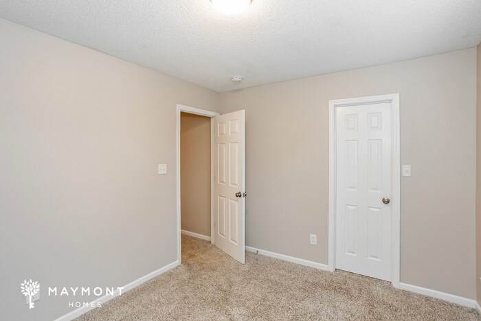 Building Photo - 5891 Culloden Ct