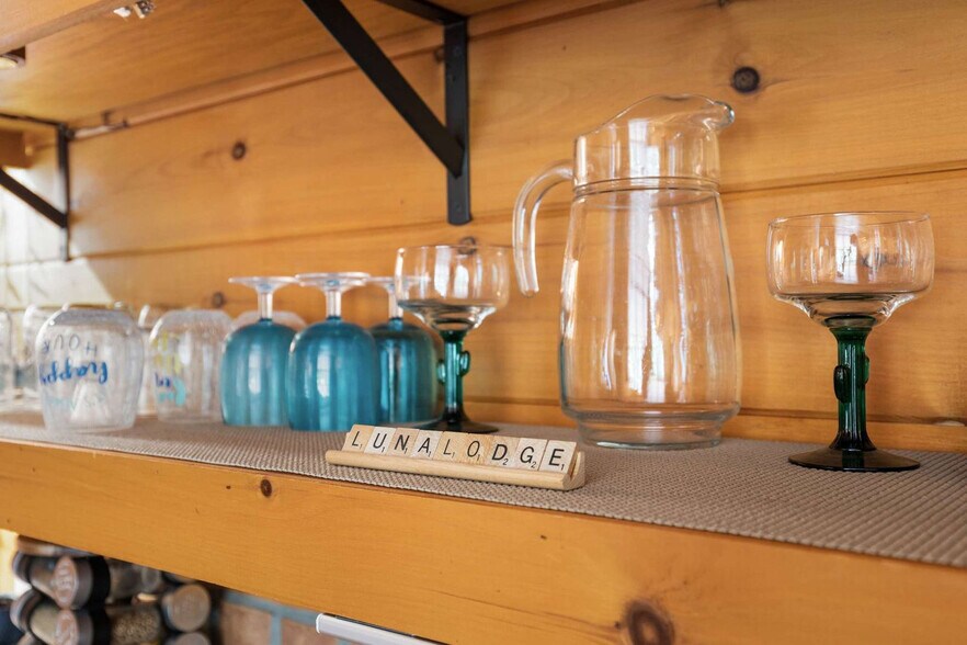 Building Photo - 1390 Snake Nation Rd