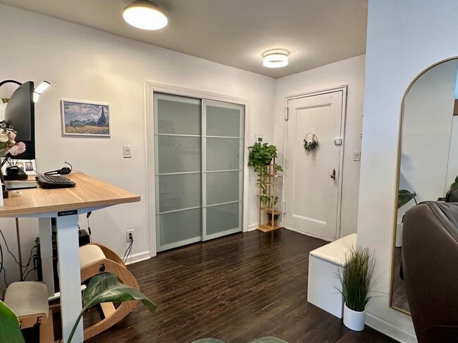 Building Photo - 8650 BLVD E