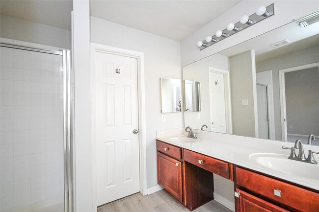 Building Photo - 3111 Myrtle Ranch Dr