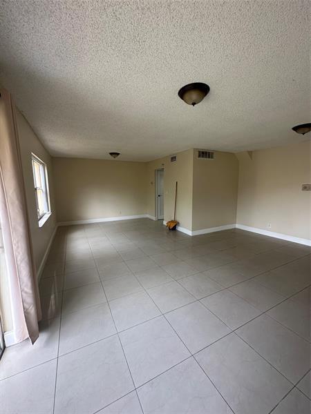 Building Photo - 17911 NW 68th Ave