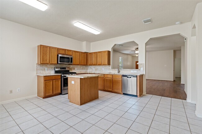 Building Photo - 7814 Yaupon Ranch Ct