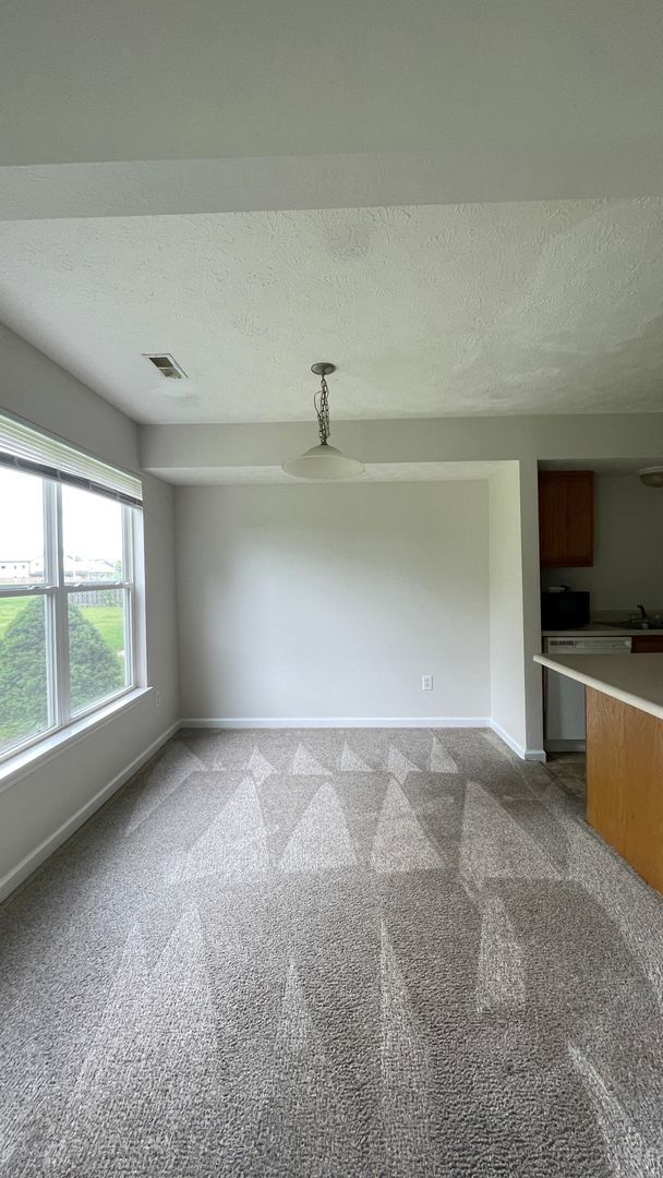 Building Photo - West Lafayette - Large 3 Bedroom 2 Bath Duplex