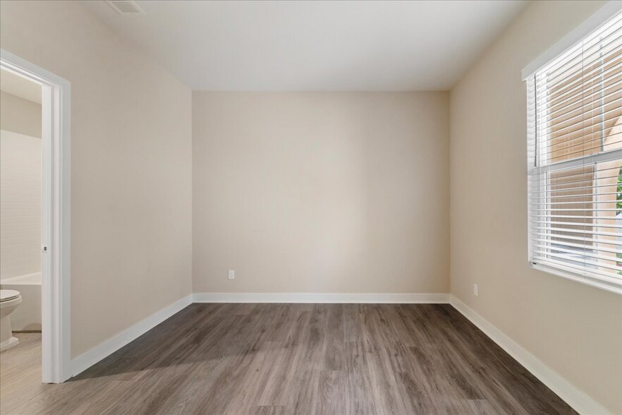 Building Photo - 4358 St Cloud Way