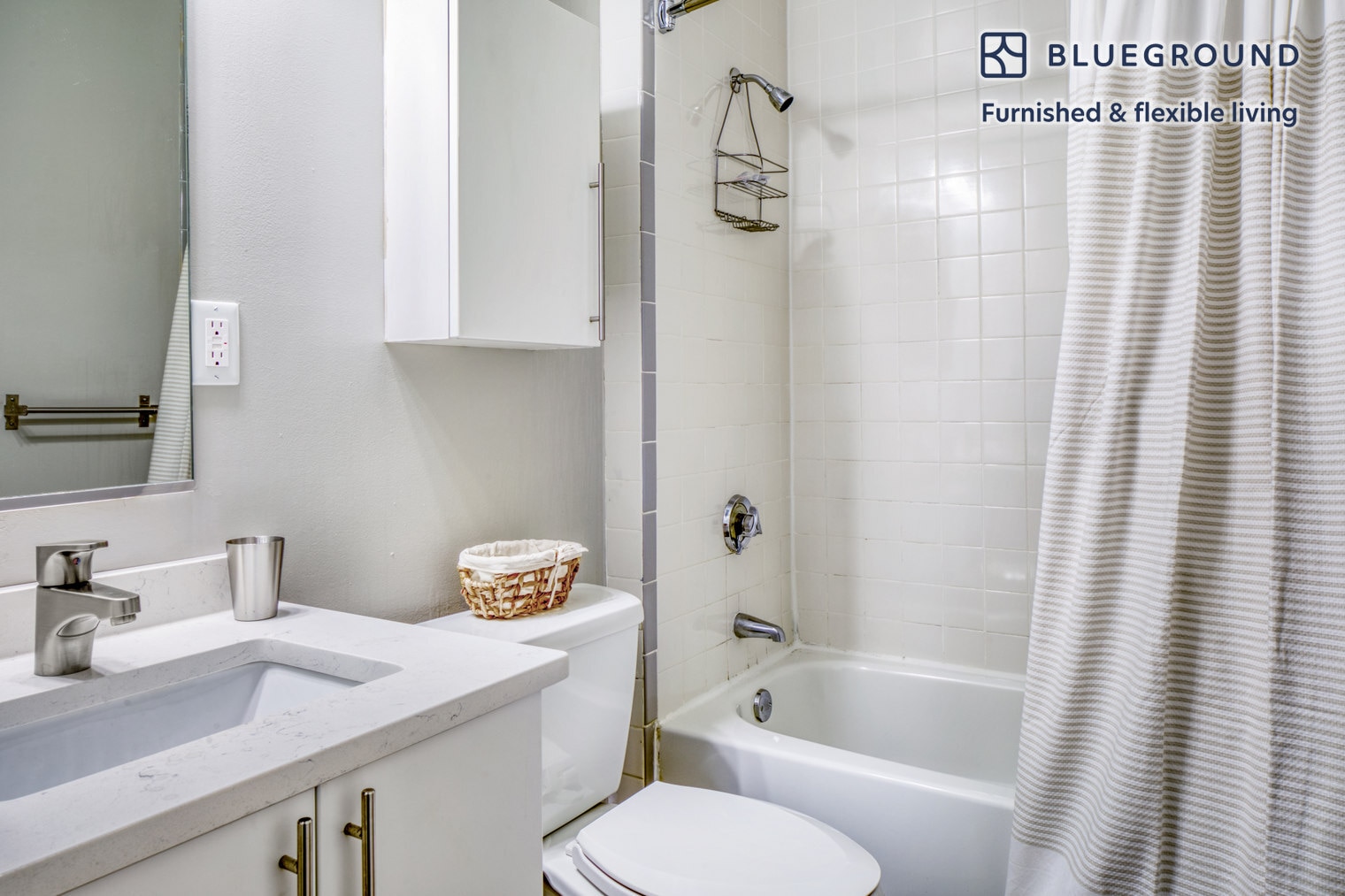 Building Photo - 1220 Adams St