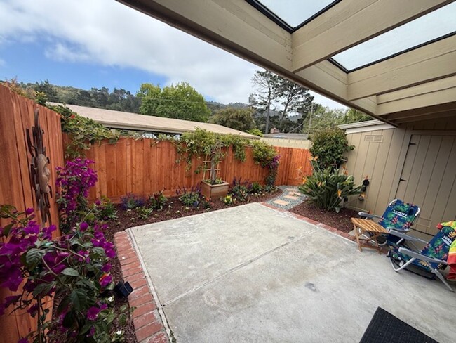 Building Photo - Hacienda Carmel, Remodeled One Bedroom Ava...