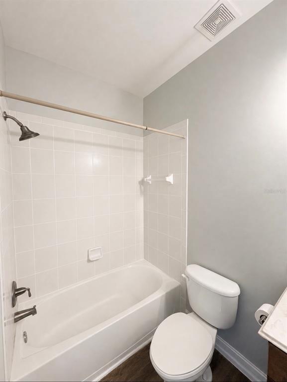 Building Photo - 4450 Twinview Ln