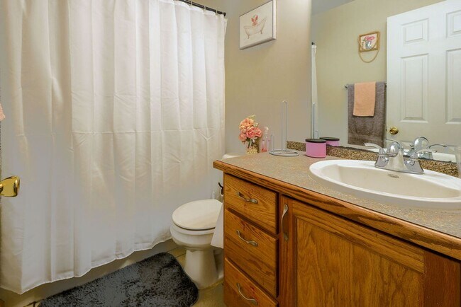 Building Photo - 1535 Cedar Shoals Dr