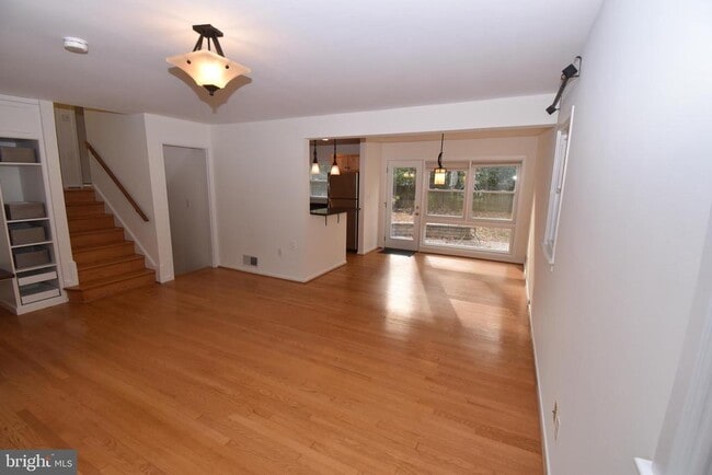 Building Photo - 2622 Shelby Ln