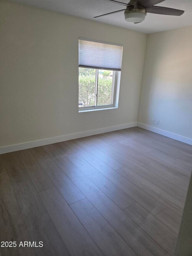 Building Photo - 14626 Yerba Buena Way