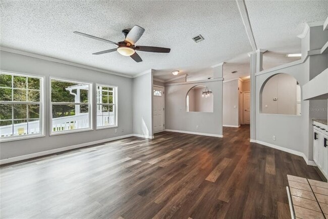 Building Photo - 34633 Missionary Rd