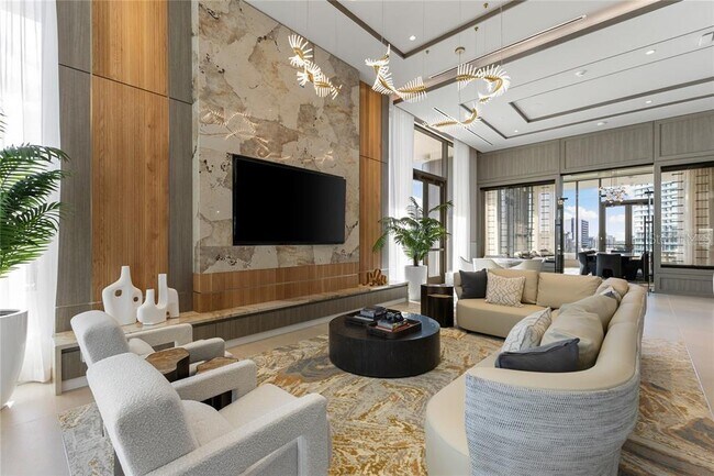 Building Photo - 275 1st Ave S